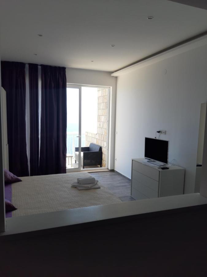 Relaxing Apartment With A Sea View 2 Sobra Exteriör bild